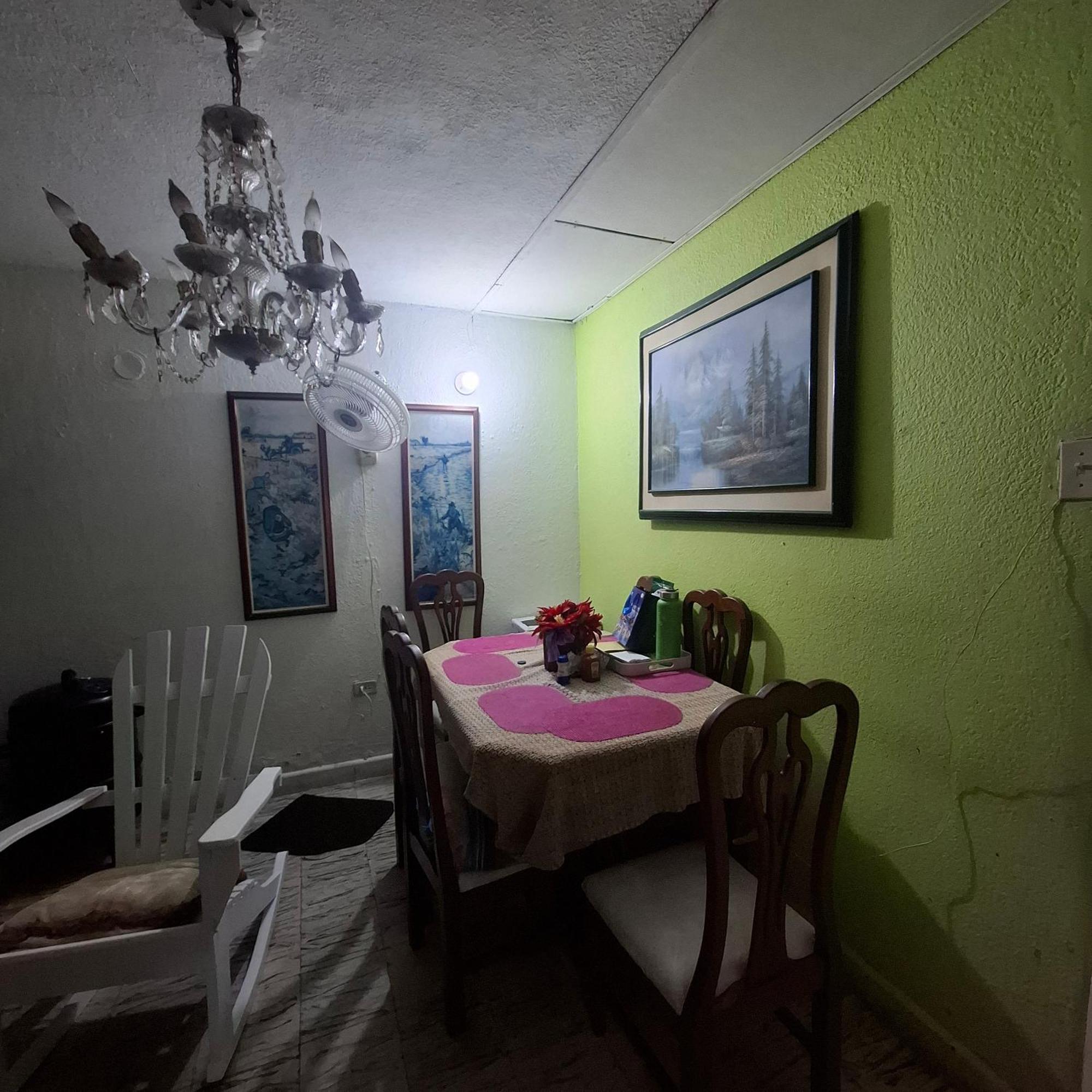 Habitación en casa particular Girasoles Cartagena